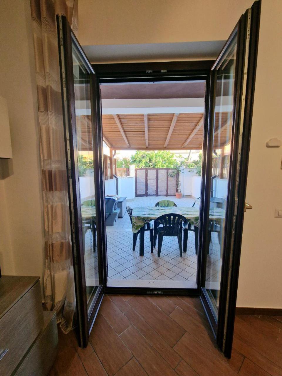 פיומיצ'ינו Domus Livio, 7 Min Fco Airport, Free Wifi, Garden Apartment, 2 Tv Hd מראה חיצוני תמונה