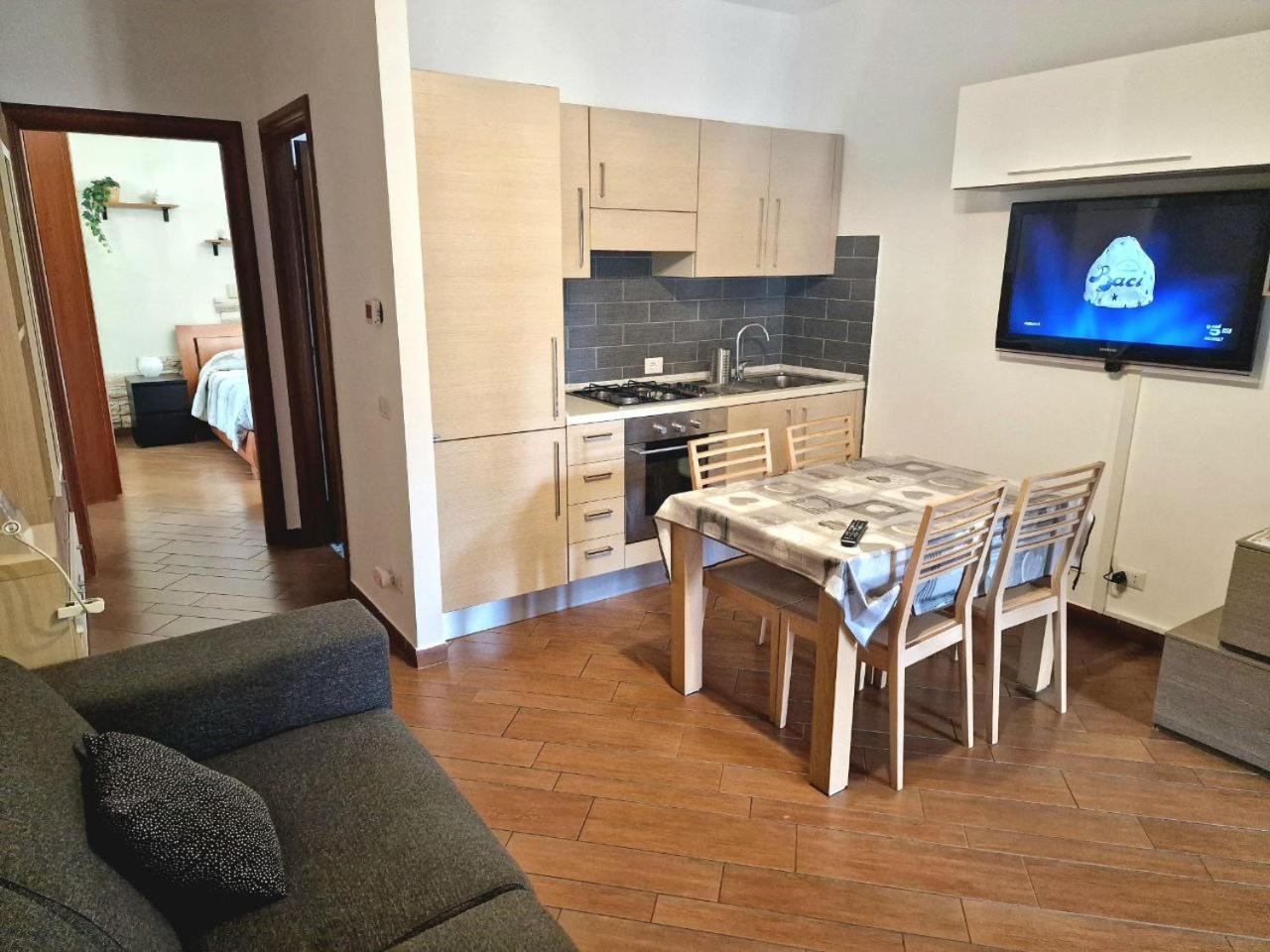 פיומיצ'ינו Domus Livio, 7 Min Fco Airport, Free Wifi, Garden Apartment, 2 Tv Hd מראה חיצוני תמונה